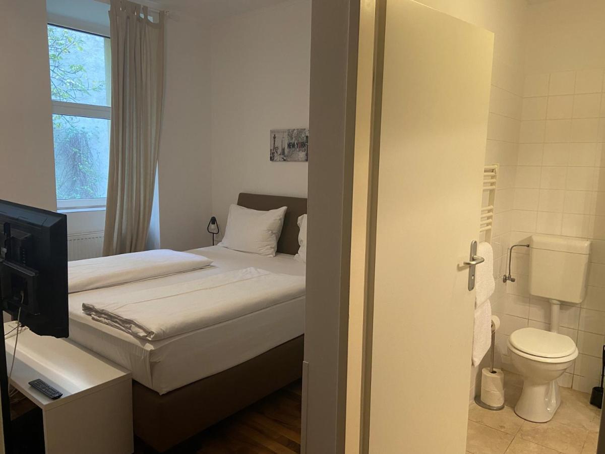 Grand Central Station Apartments I Contactless Check-In เวียนนา ภายนอก รูปภาพ