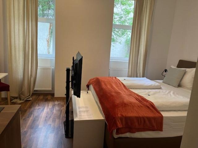 Grand Central Station Apartments I Contactless Check-In เวียนนา ภายนอก รูปภาพ