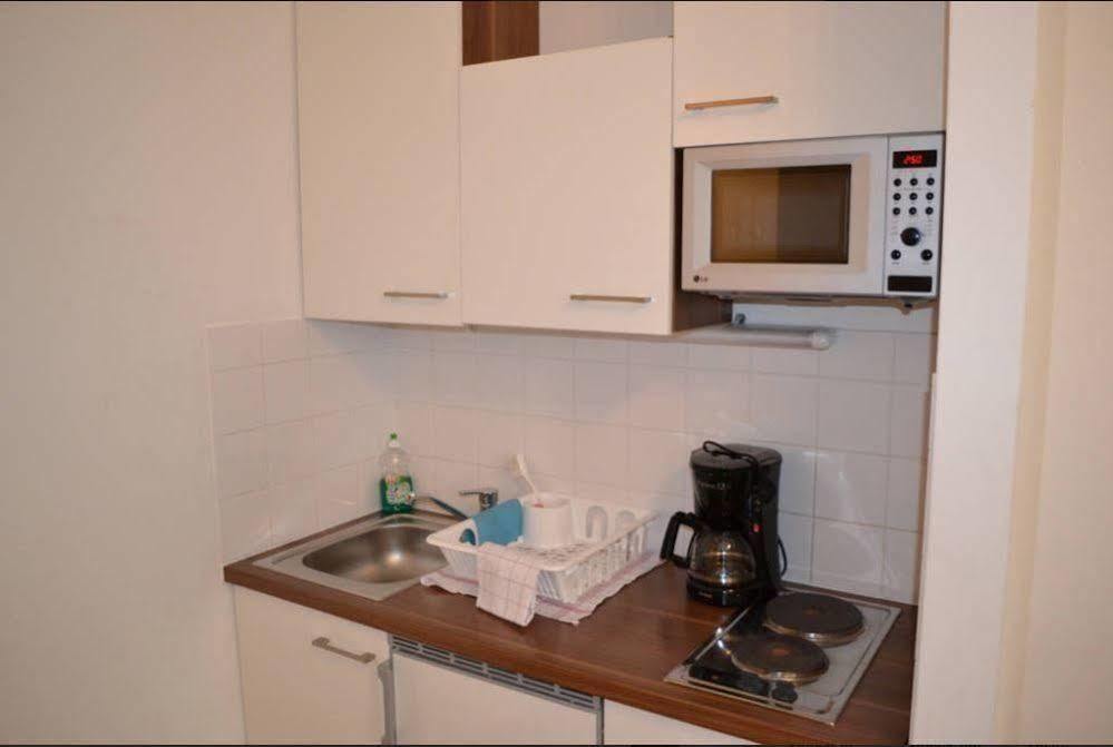 Grand Central Station Apartments I Contactless Check-In เวียนนา ภายนอก รูปภาพ