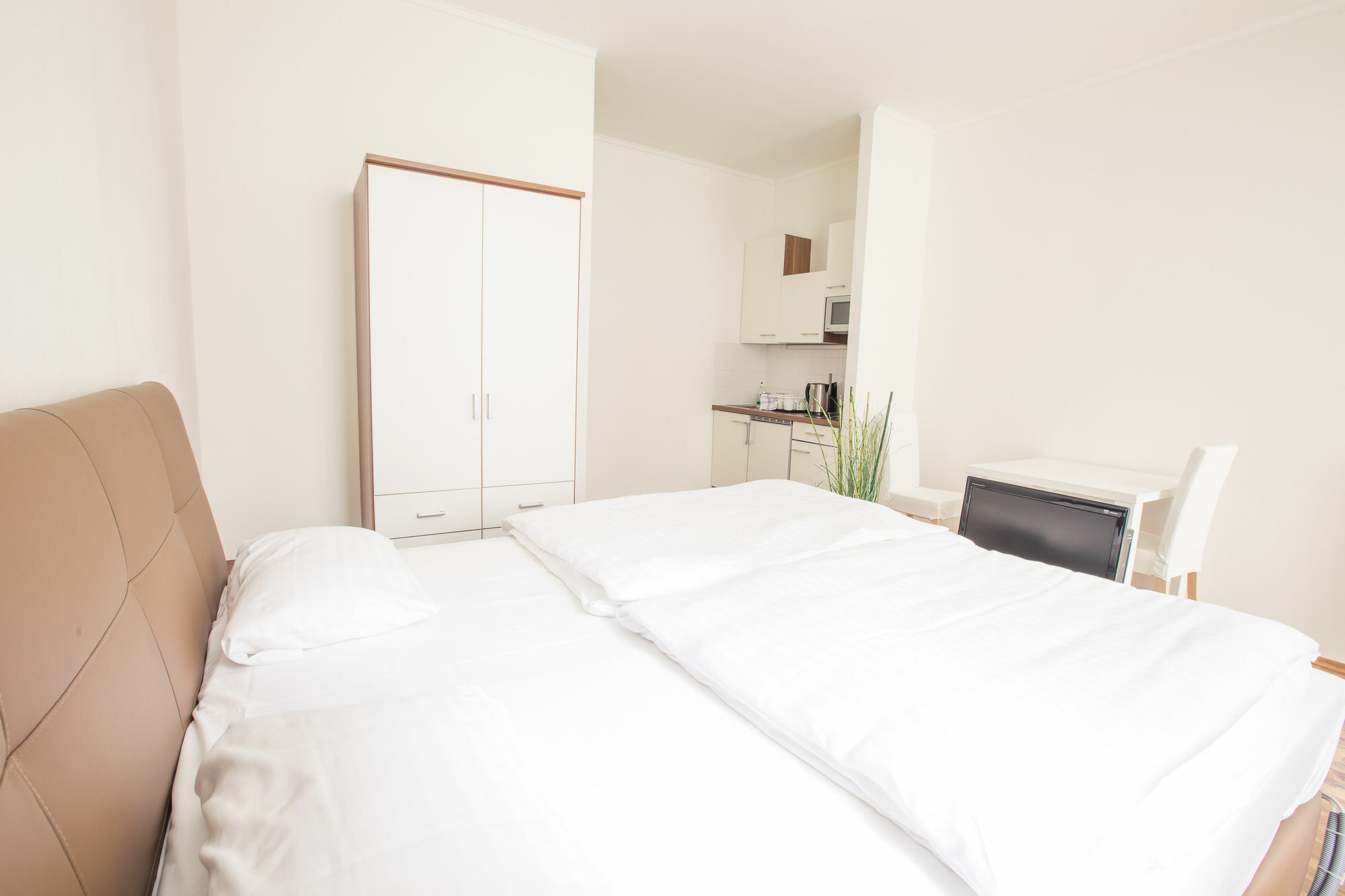 Grand Central Station Apartments I Contactless Check-In เวียนนา ภายนอก รูปภาพ