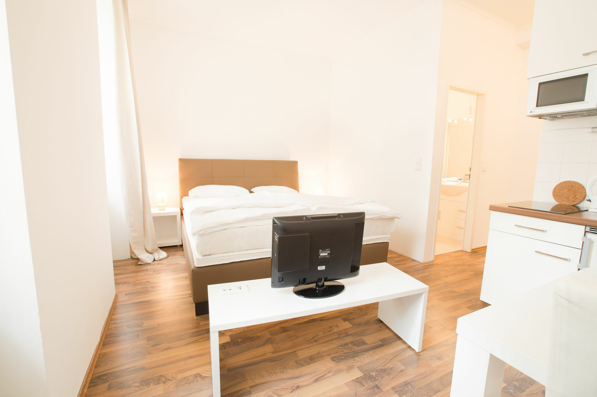 Grand Central Station Apartments I Contactless Check-In เวียนนา ภายนอก รูปภาพ